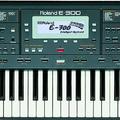 Альбом - Roland E-300 = $300. тел.(098) 114-11-00. • www.jazzmus.com - всім сюди! Тут є все.